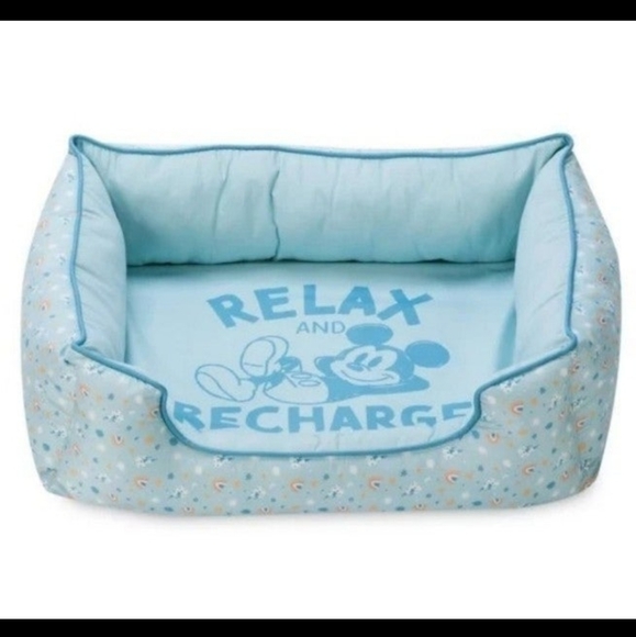 Disney Dog Disney Pet Dog Bed Mickey Mouse Relax And Recharge Blue